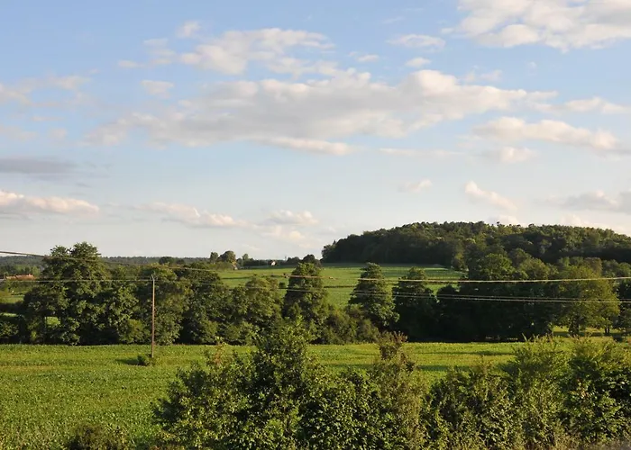 Maison De Famille Rustique Duree De Location 7 Jours Minimum Holiday home Saint-Michel-des-Andaines